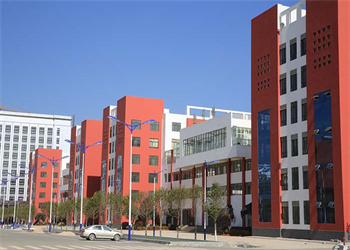 曲靖市麒麟职业技术学校2025年五年制大专招生简章